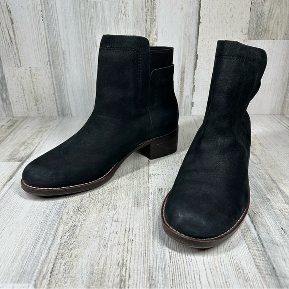 Lucky Brand Hirsi Black Leather Block Heel Ankle Bootie #1223 - Picture 12 of 13